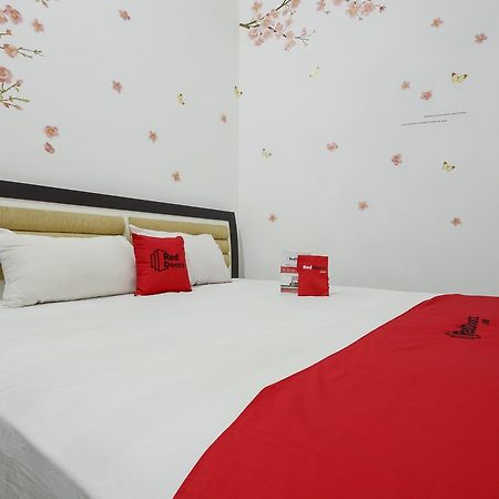 Reddoorz @ Prambanan Timur Raya Semarang Exterior foto